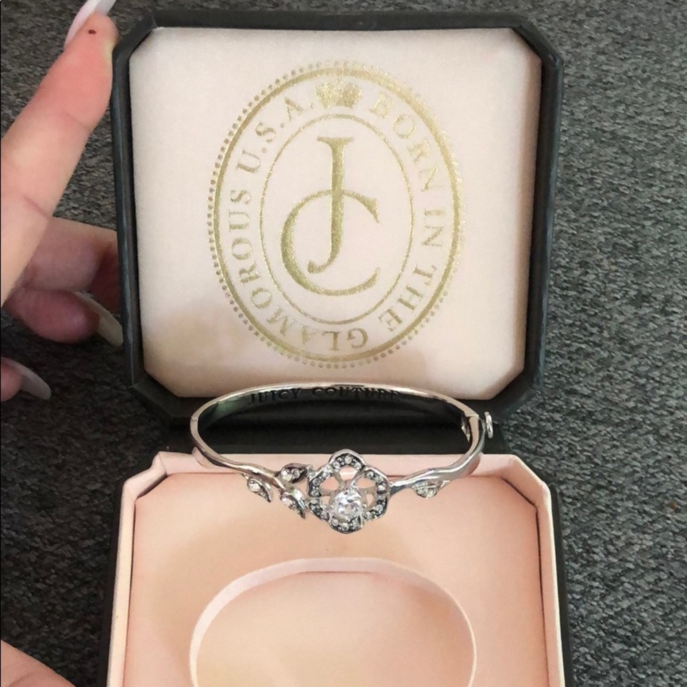 Couture Flower “Diamond” bracelet ☀️